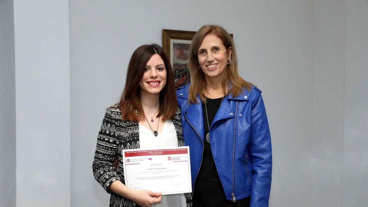 género, Campus Tierras del Ebro, enfermedad, enfermería, URV, salud, apriete, Dona, Institut Català de les Dones, psicosomático