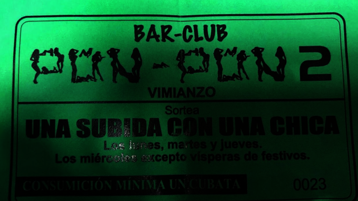 Un local de Galícia sorteja una «pujada amb una noia» en consumir una copa