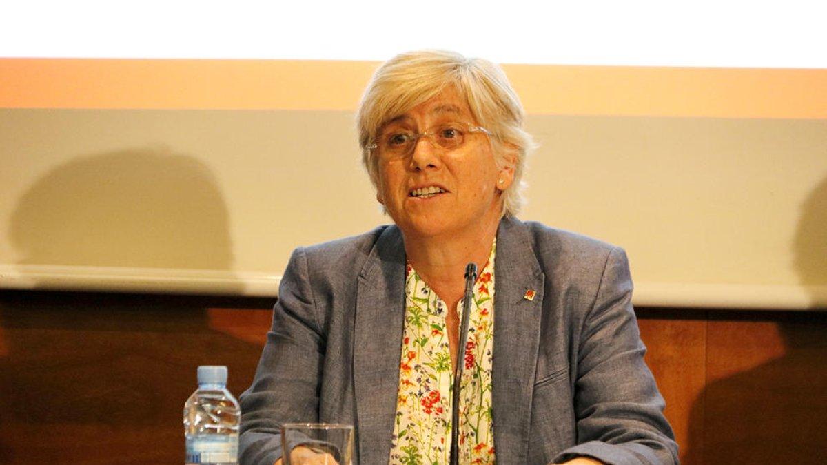 El Ministerio de Educación reclama «depurar responsabilidades» por la presencia de alumnos a actos pro-referéndum