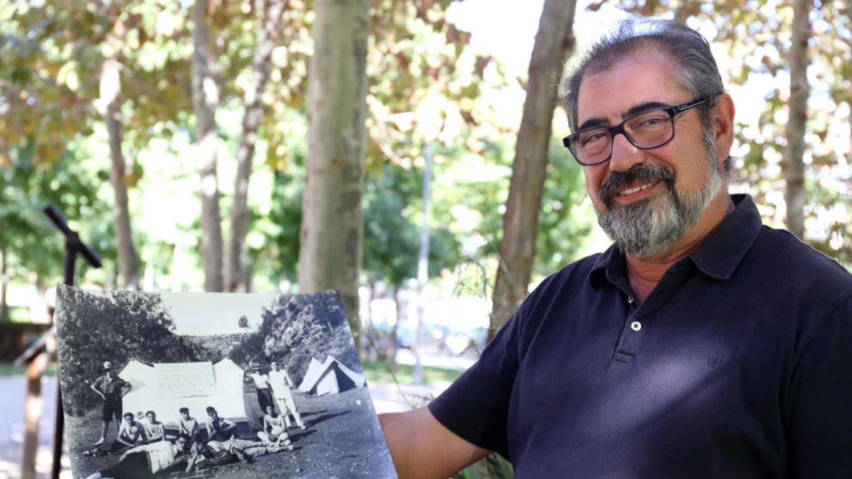 «Queremos que las personas que tienen documentación gráfica, escrita u oral nos la traigan»