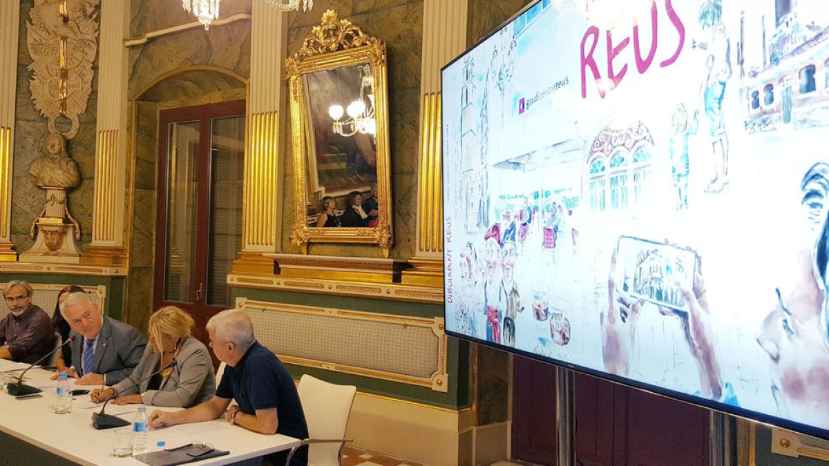 La presentació del llibre Dibuixant Reus omple el Palau Bofarull de la Diputació
