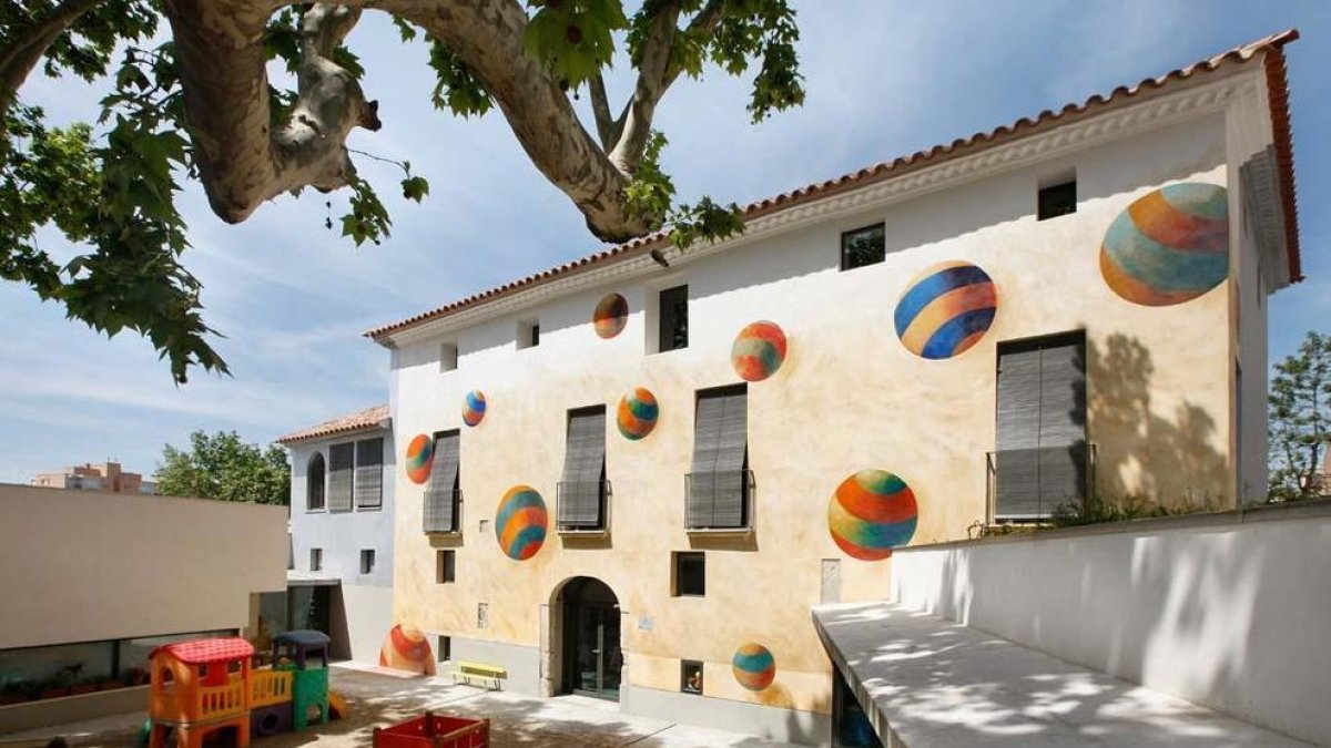 El programa 'Família i ciutat' tanca temporada amb una xerrada sobre la convivència amb adolescents