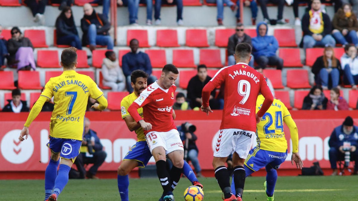 Álvaro decideix la batalla (0-1)
