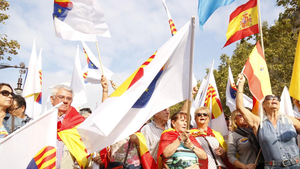 Societat Civil Catalana no acatarà la declaració «il·legal» i «antidemocràtica» de la República catalana