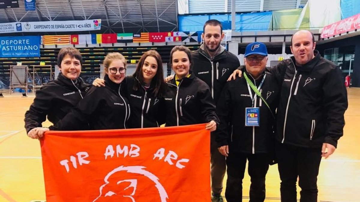 Èlia Canales, campeona de España de Tiro con Arco por tercera vez consecutiva