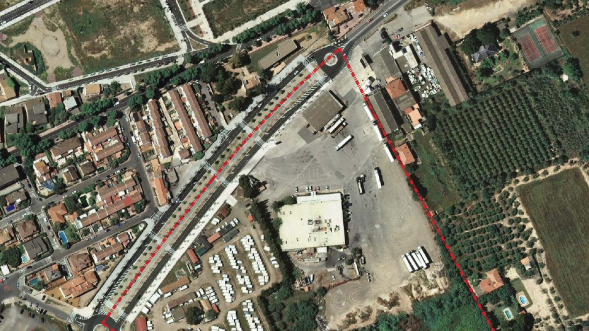 Primer paso para convertir el Gran Buffet de Cambrils en zona comercial