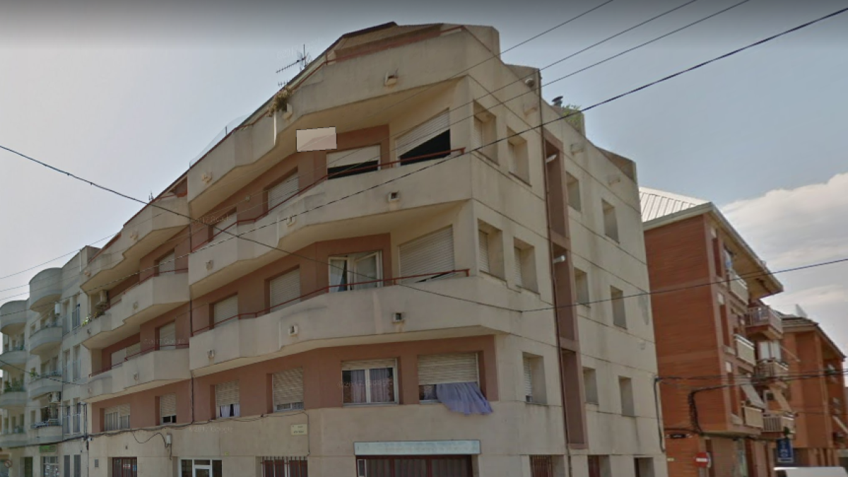 Un intoxicat per deixar-se una olla als fogons a Tortosa