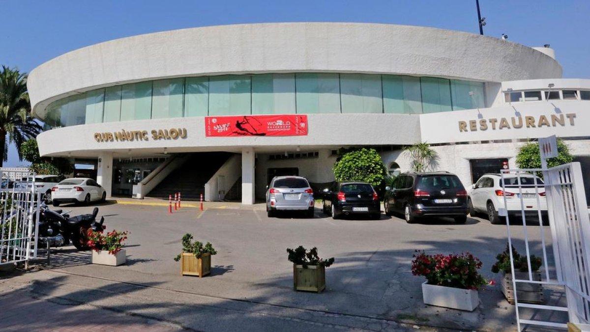 Salou renunciará a la concesión de los edificios sociales del puerto en dos años