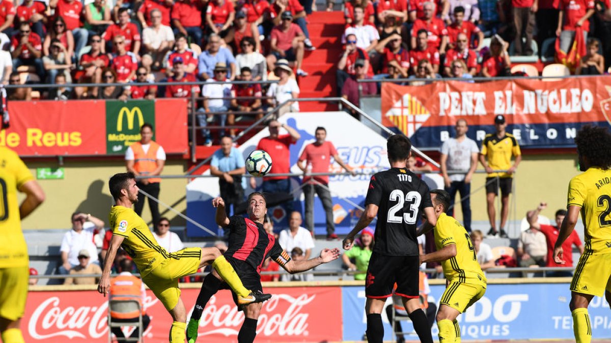 El Sadar espera dos equips que volen capgirar els seus registres golejadors