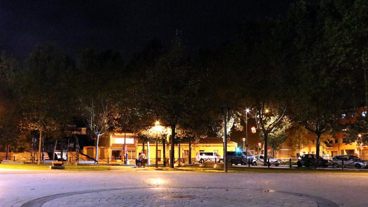 Dos personas muertas y tres ingresadas por un brote de legionelosis en Llinars del Vallès