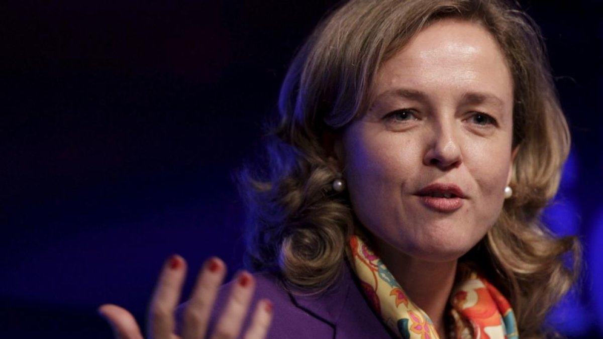 Sánchez fitxa la directora general de pressupostos de la CE com a ministra d'Economia