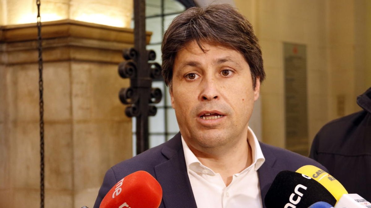 Sociedad Civil Catalana pide reunirse con Òmnium y l'ANC para «bajar la tensión»