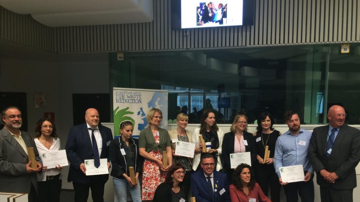 El Institut Comte de Rius de Tarragona gana el IX Premio Europeo de Prevención de Residuos