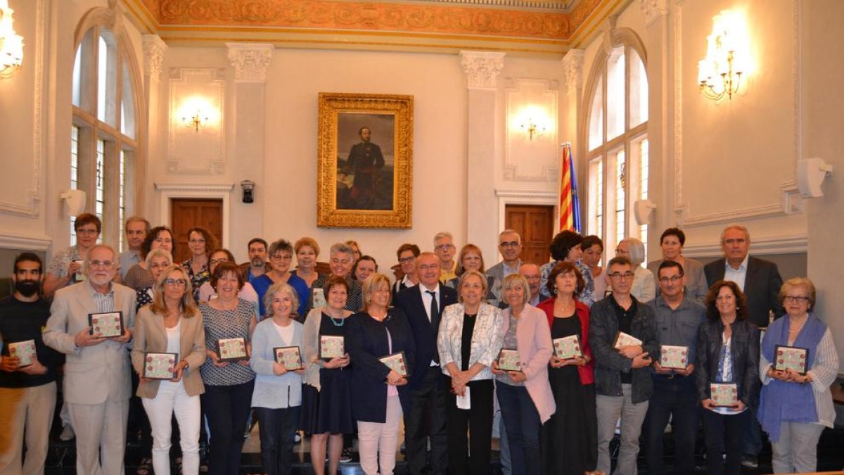 El Ayuntamiento de Reus hace una recepción a los docentes jubilados este curso