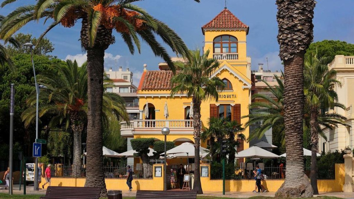 Salou inicia els tràmits per restituir la legalitat del xalet Villa Enriqueta