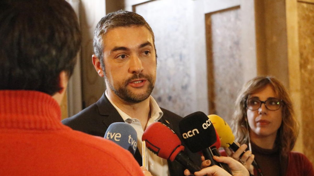 ERC urgeix formar govern per poder protegir el model d'escola i la immersió