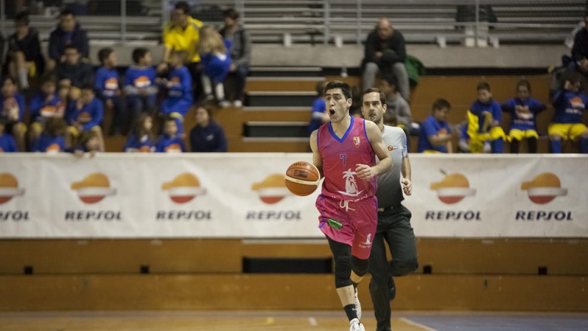 David Fernández serà el timó del CB Tarragona una temporada més