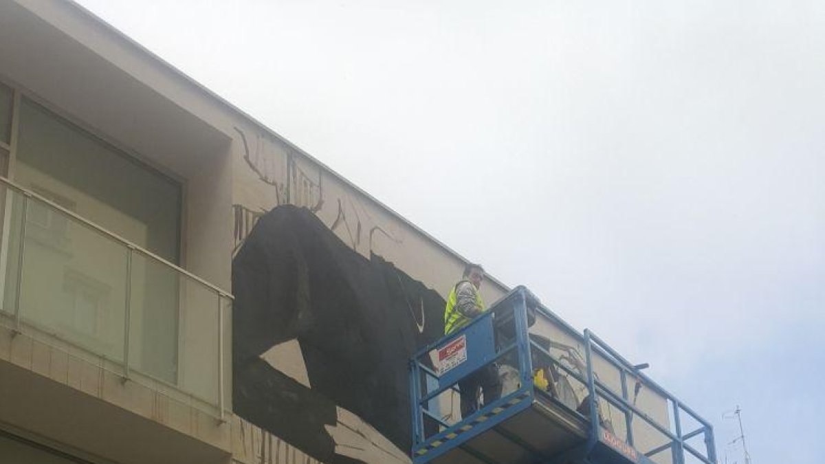 Reus i Tortosa reconeixeran el talent femení en les arts visuals