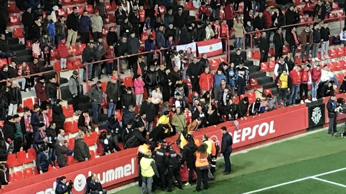 El chico atendido en el Nuevo Estadio sufrió un ataque de epilepsia