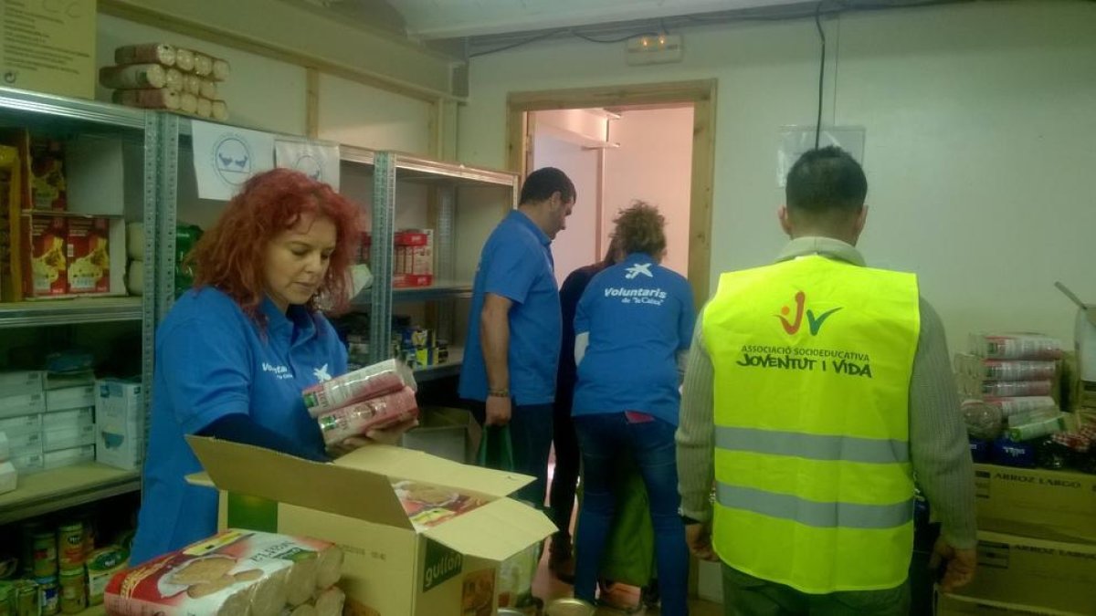 Caixabank busca voluntaris per la Setmana Social