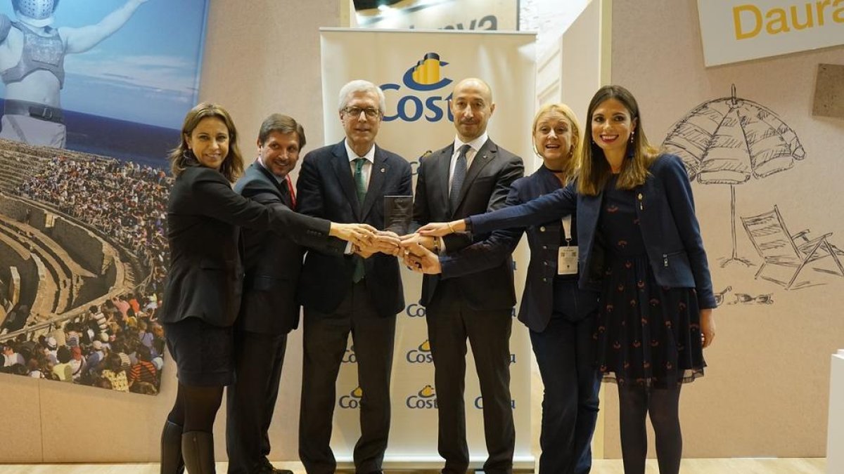 Costa Cruceros guardona el Port i els integrants de Tarragona Cruise Port Costa Daurada