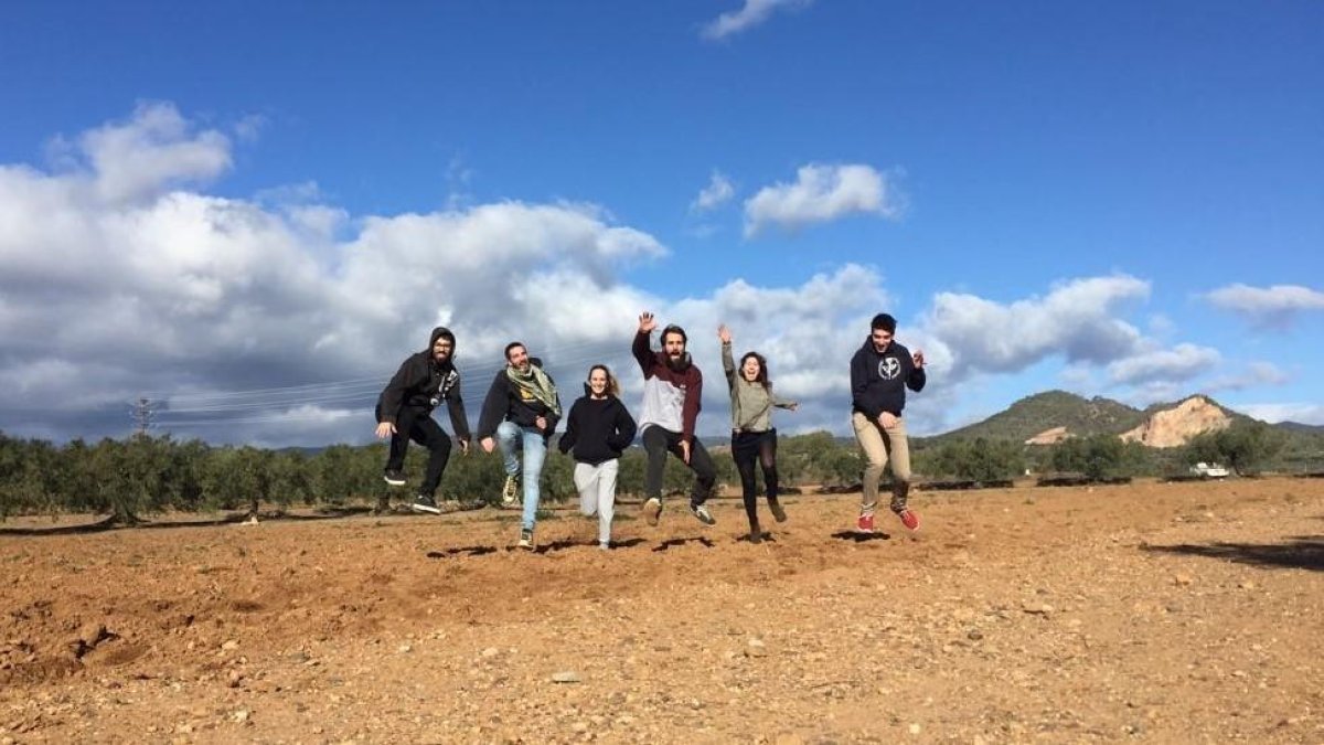 La Tortuga Que Nunca Tuve presenta 'Al carrer!'