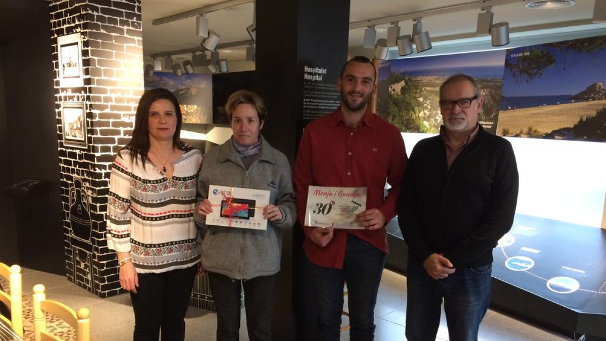 Vandellòs reparteix els premis de la campanya 'Menja i guanya!'