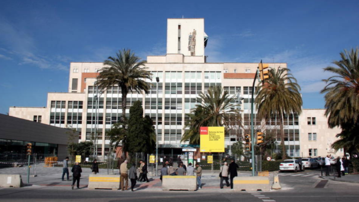 Un mensaje falso pide sangre para|por un niño enfermo de médula del Hospital Joan XXIII