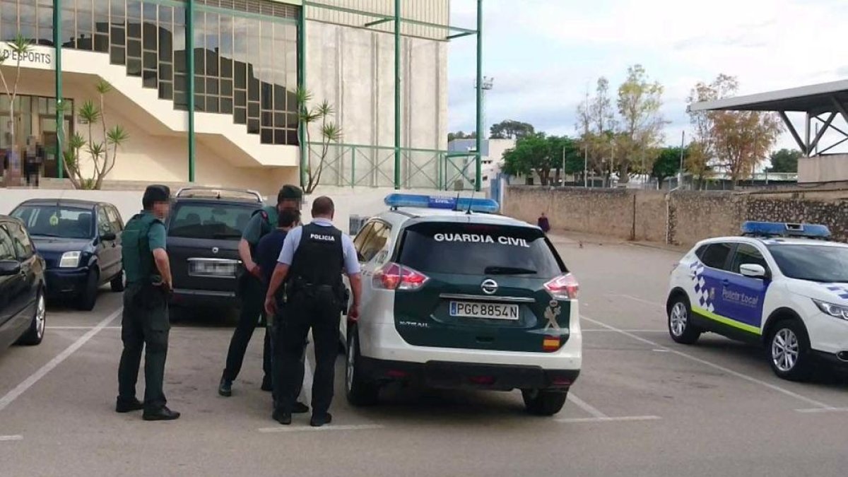 Detenen nou membres d'una organització criminal dedicada al tràfic de drogues a l'Ebre