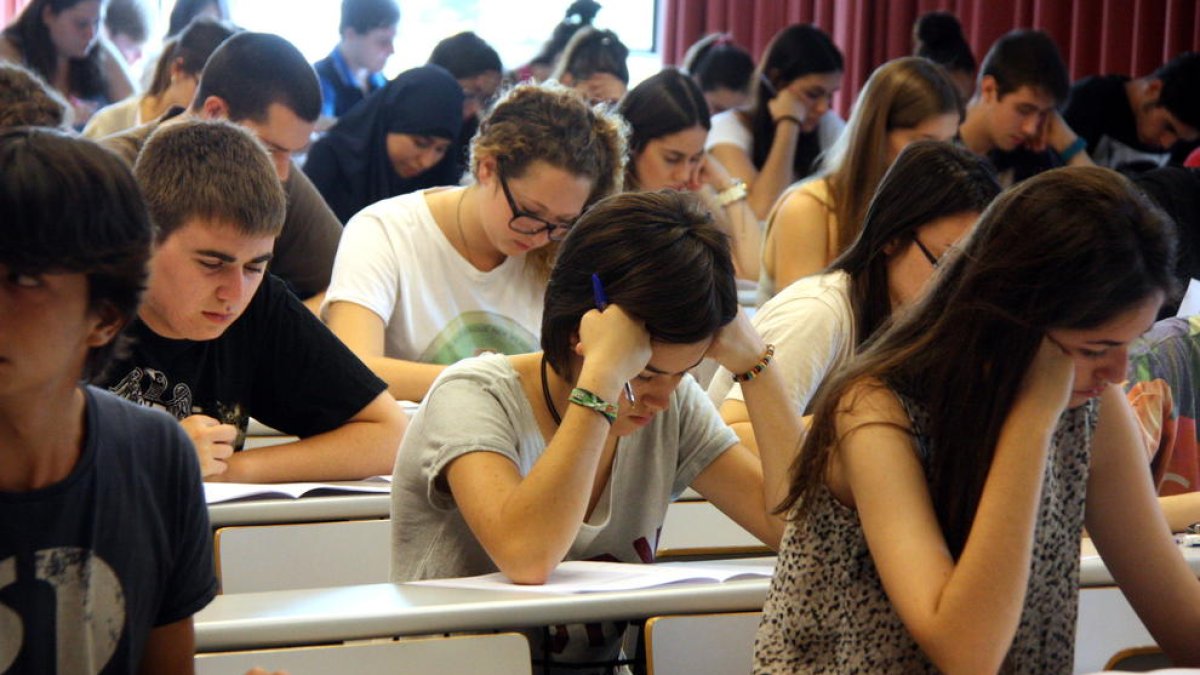 Gairebé 34.000 estudiants faran la selectivitat la setmana que ve