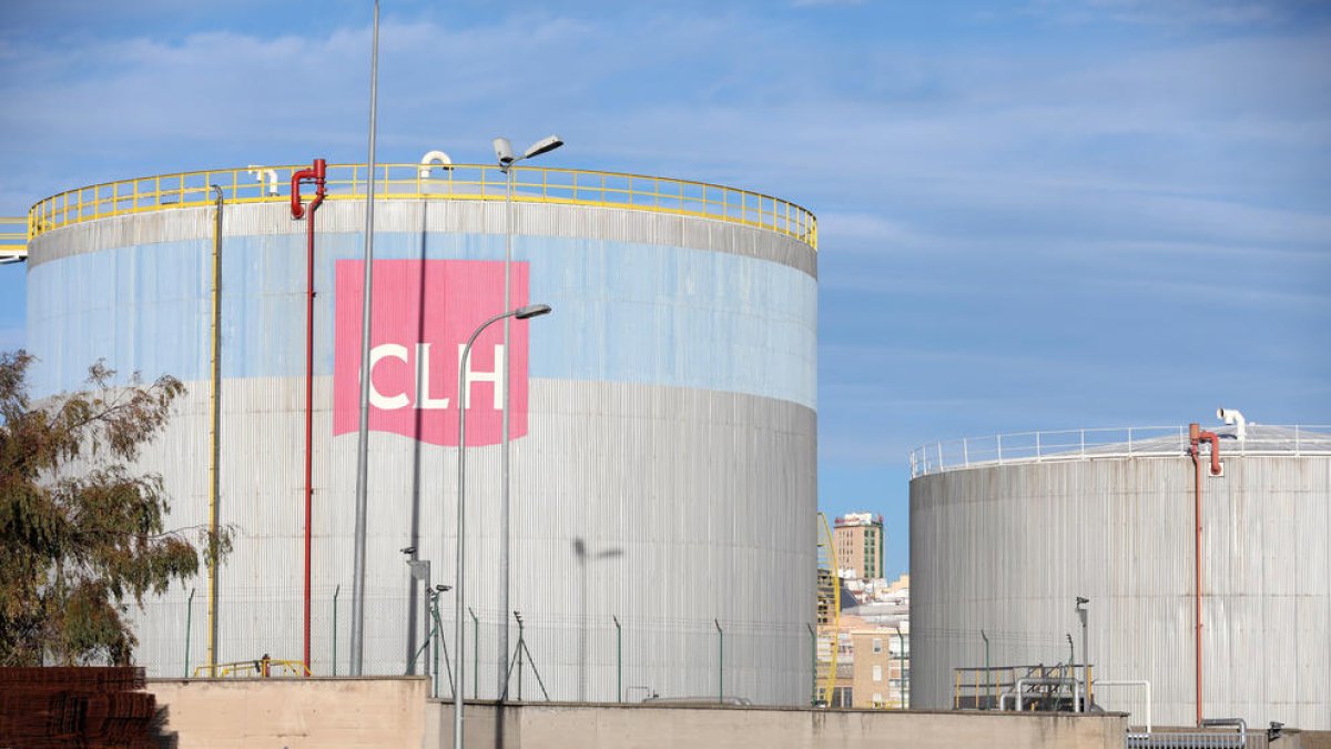 L'Ajuntament presenta el recurs de cassació contra l'empresa CLH