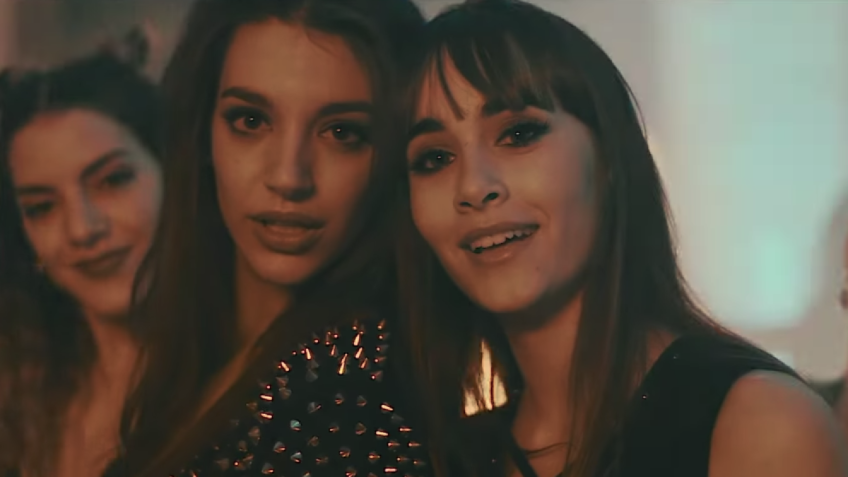 Aitana War estrenen el videoclip oficial de 'Lo Malo'