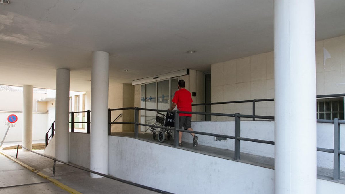 USITAC denuncia que el CUAP Sant Pere deje la plantilla sin lavabo