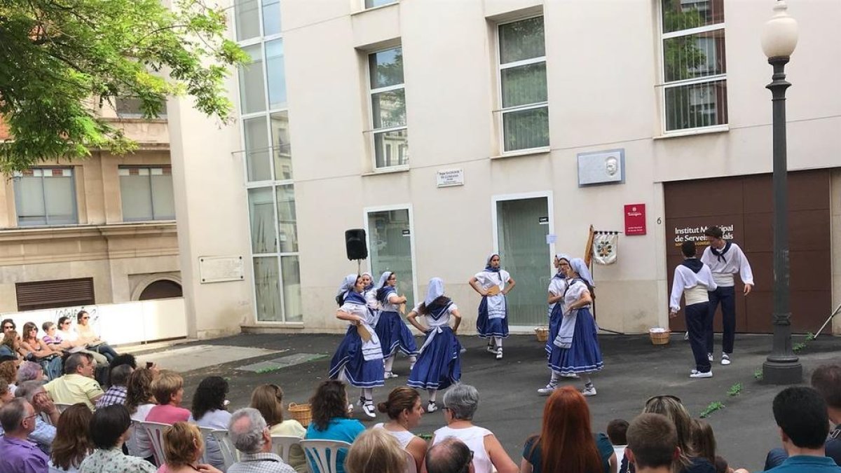 Tarragona acull una trobada d'Esbarts dansaires