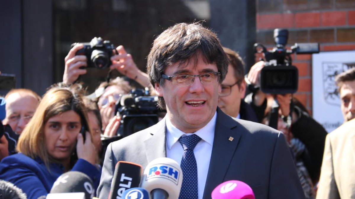 Puigdemont es trasllada a Berlín per «qüestions legals» després de sortir de presó