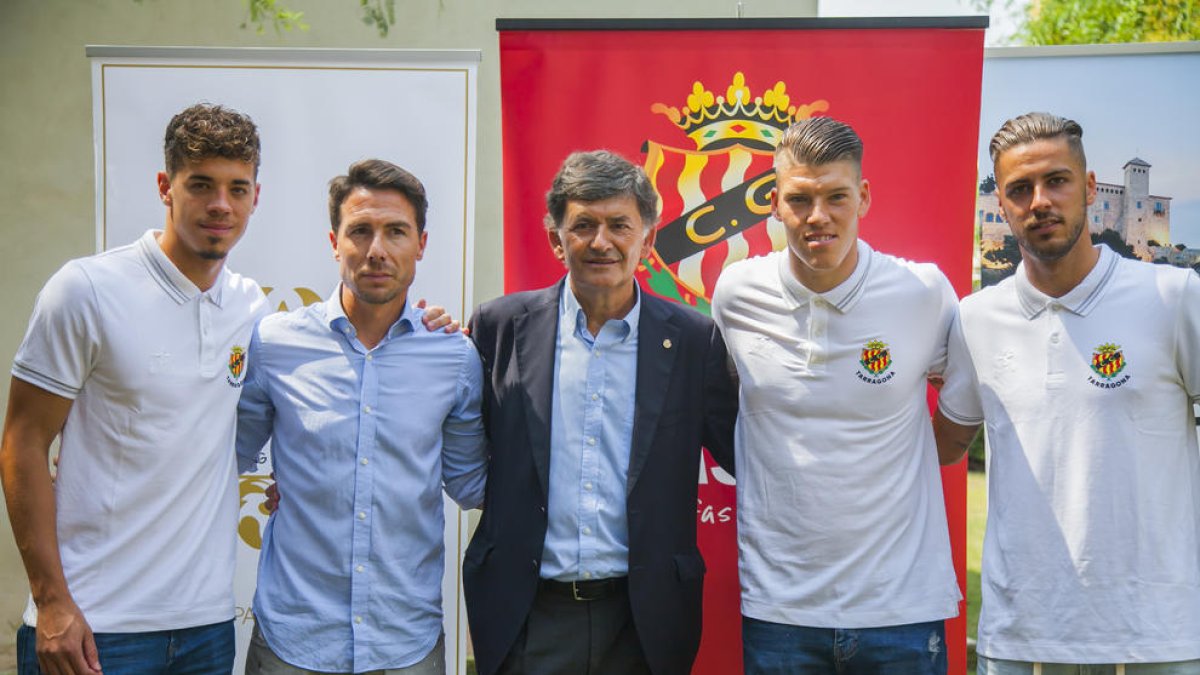 Mejías, Becerra y Abeledo, ganas, ilusión y gol para el nuevo Nàstic