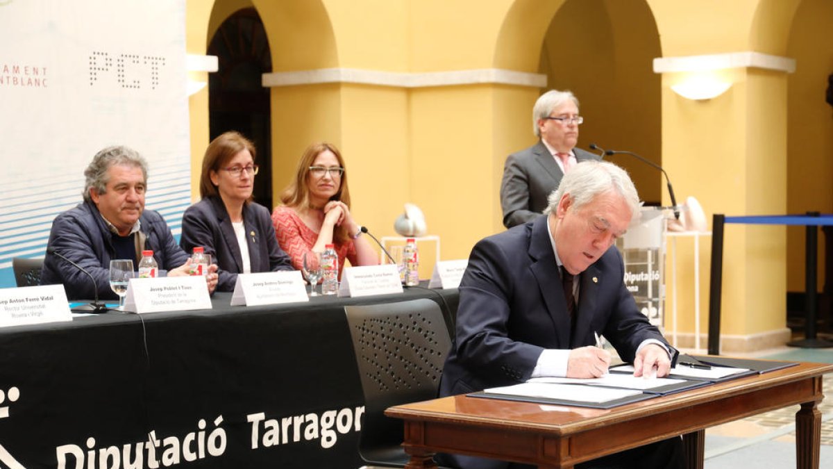 El programa 'TurisTIC en família' rebrà 3,7 MEUR fins a l'any 2020