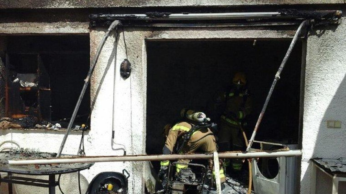 Crema el garatge d'una casa a Miami