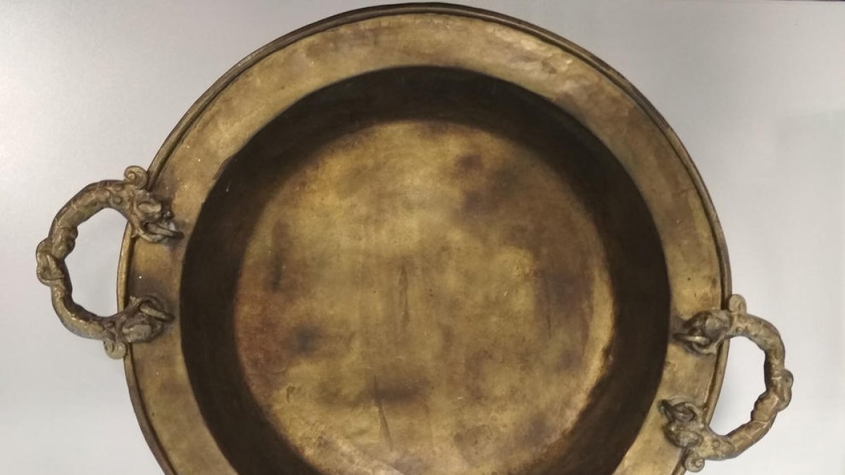 Detenen un veí de Valls per robatoris amb força a tres masies i un magatzem