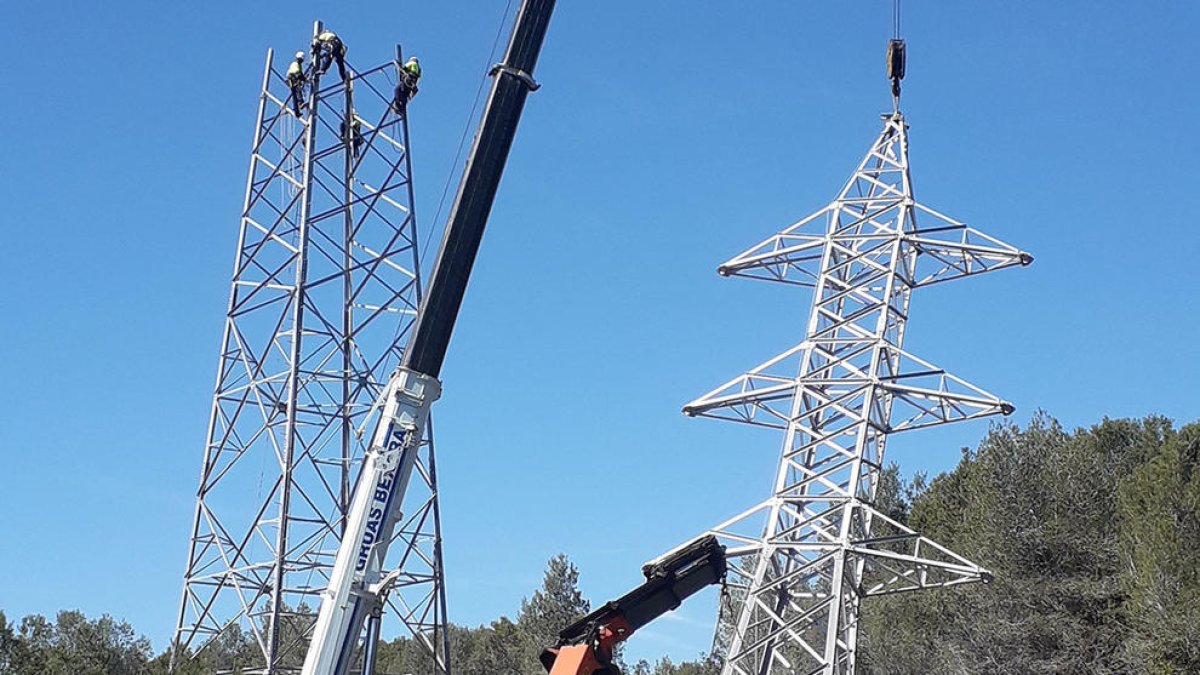 Endesa inverteix 4,6 MEUR en una línia d'alta tensió al Baix Penedès