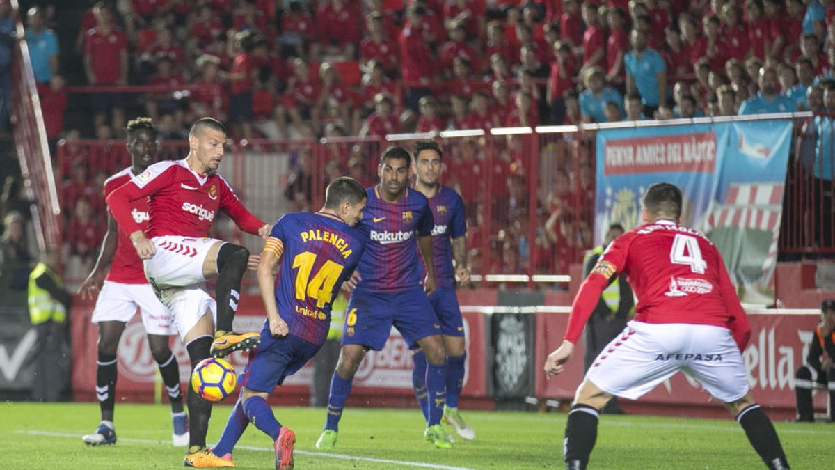 El Nàstic segueix buscant una sortida a Juan Delgado i a Bruno Perone