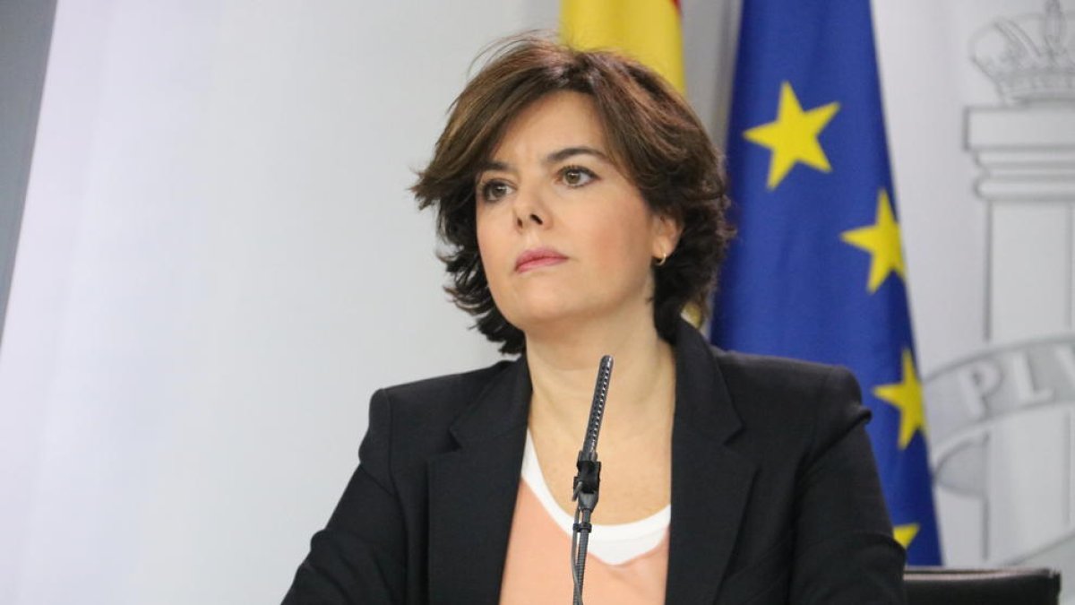 El gobierno español replica a Puigdemont que no le dará «ningún trato especial» si vuelve