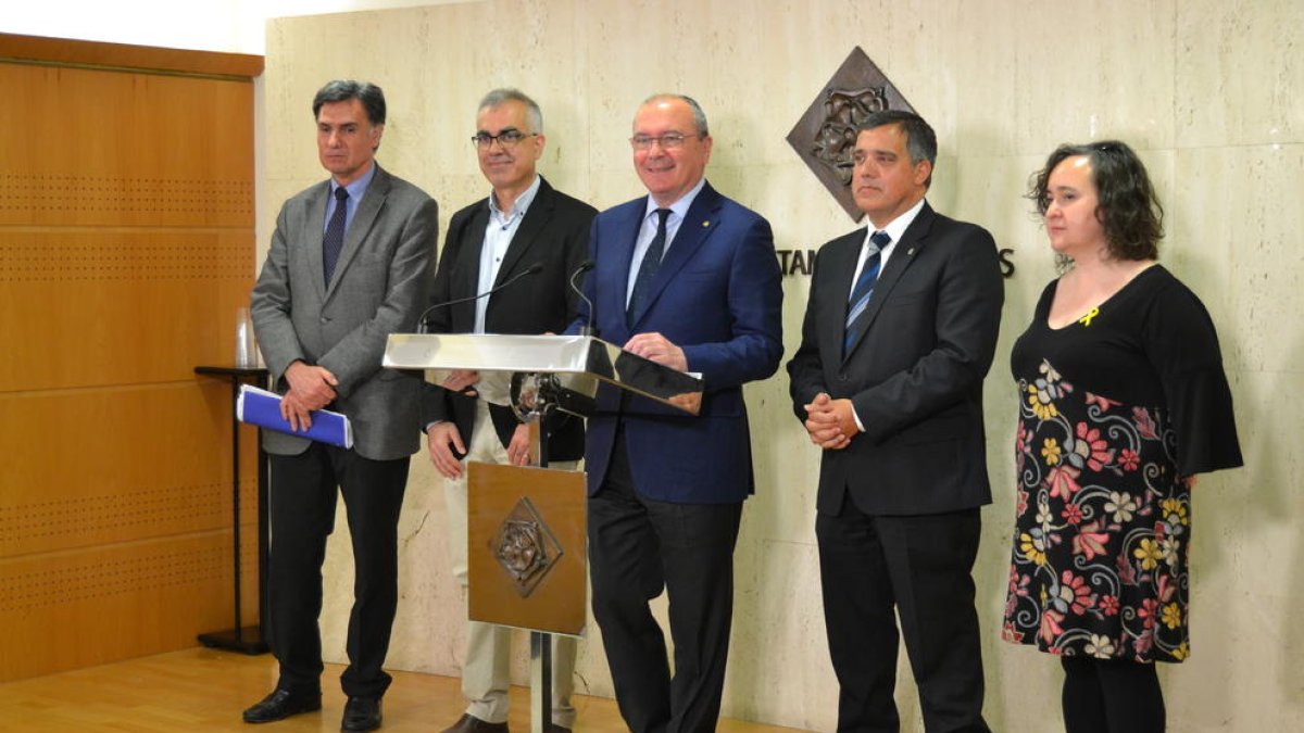 Reus construirá tres pabellones deportivos con el superávit del 2017