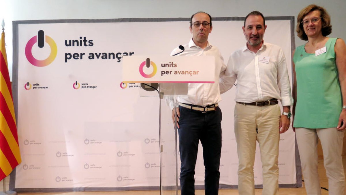 Espadaler diu a Artadi que «l'extremadament imprudent és fer cas a la CUP» amb la moció del 9-N