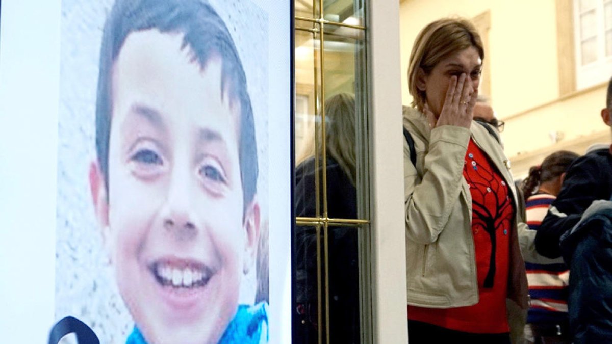 Dos tarraconenses intentan organizar una concentración de duelo por la muerte del niño Gabriel Cruz