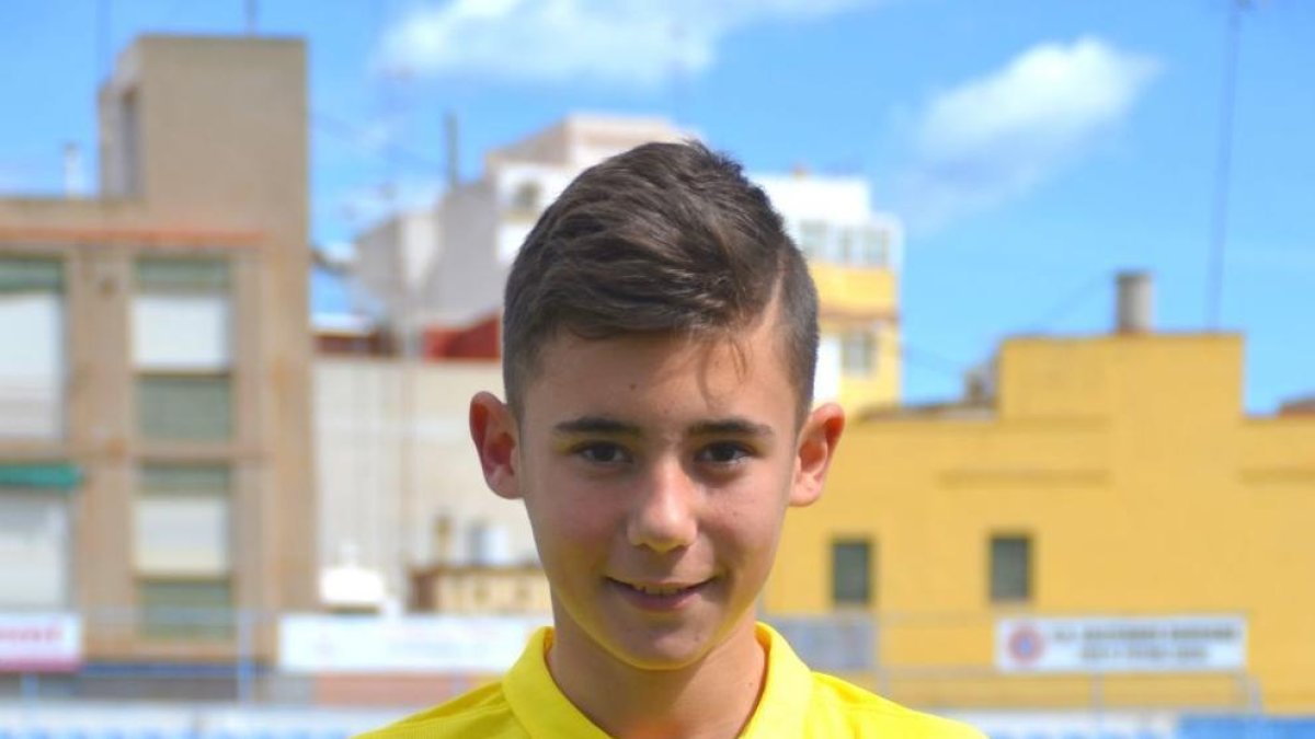 El jugador del CD La Floresta Izan Morán, finalista a Benicarló amb el Villarreal