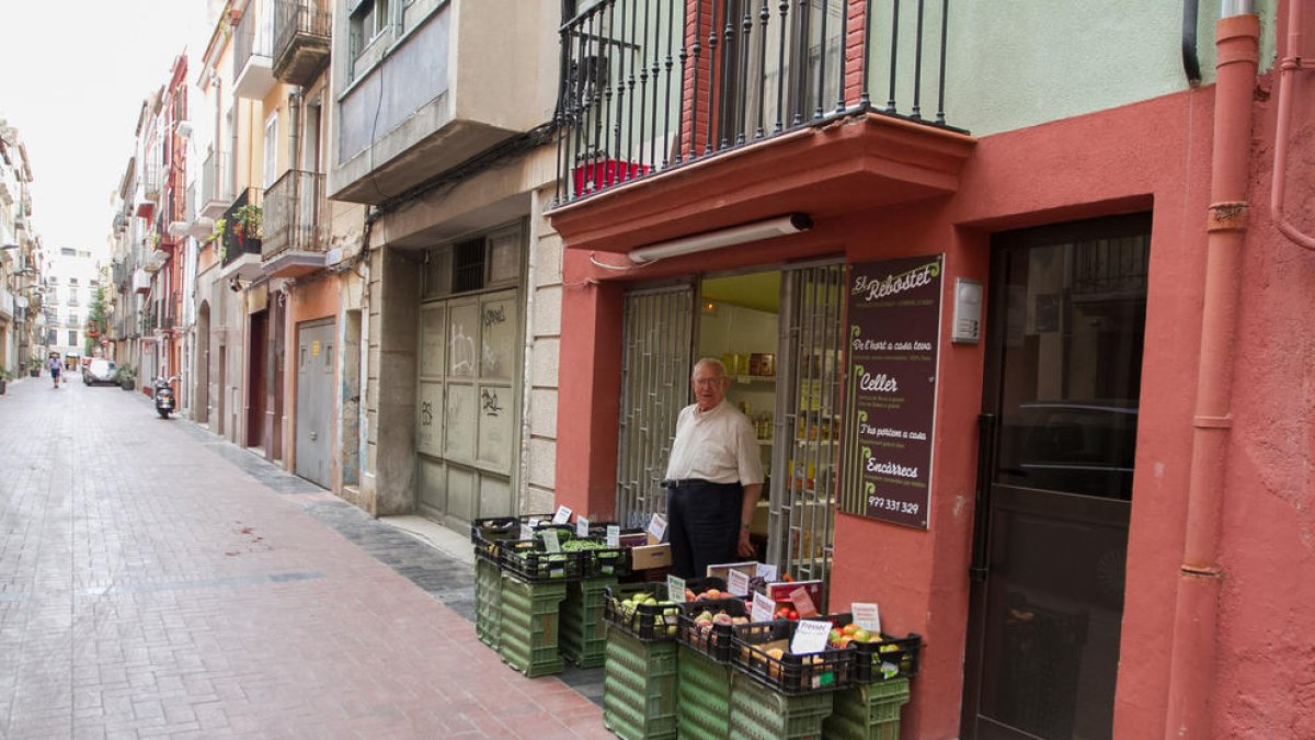 Neix un pla per activar el comerç al Carme amb idees dels botiguers