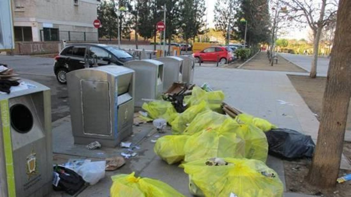 Tarragona contratará detectives privados para sancionar ciudadanos incívicos