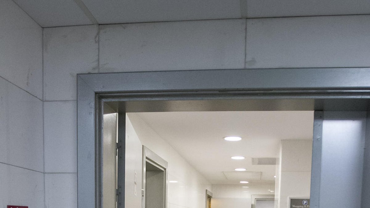 Una enfermera denuncia el cierre de los lavabos del Pallol los domingos