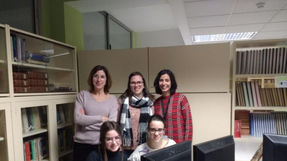 Dos alumnas del Instituto Baix Camp ganan el tercer premio al concurso Odisea